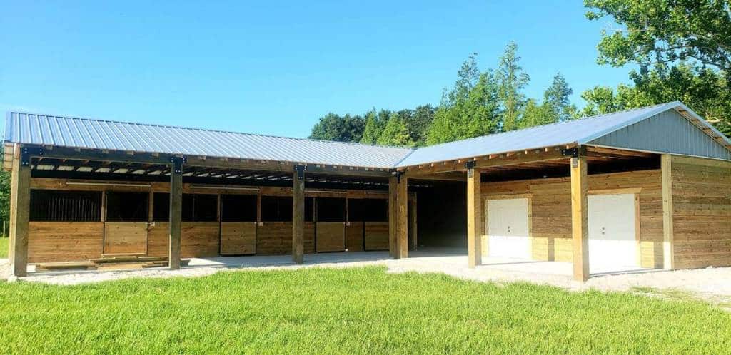 custom barns