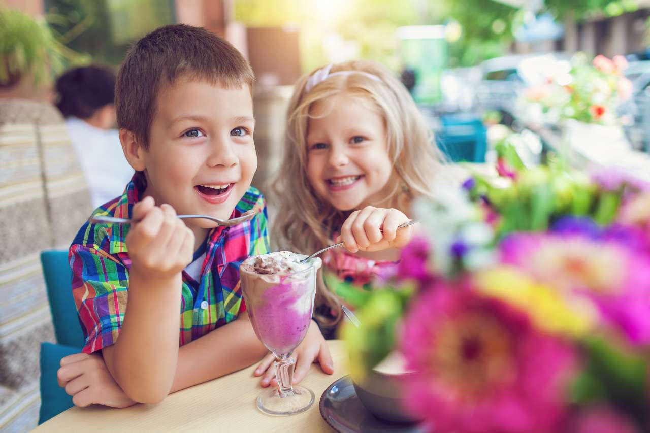 kids eat free deals in Florida