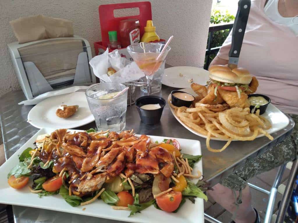 Norma Jeans Sports Bar