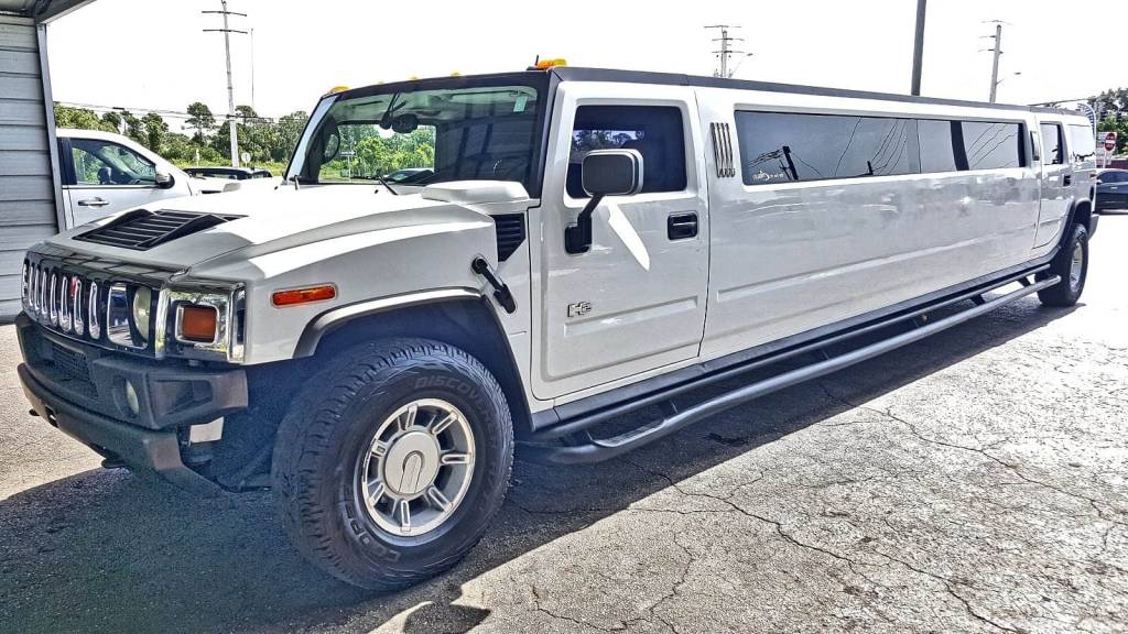 Celebrity 1 Limousine