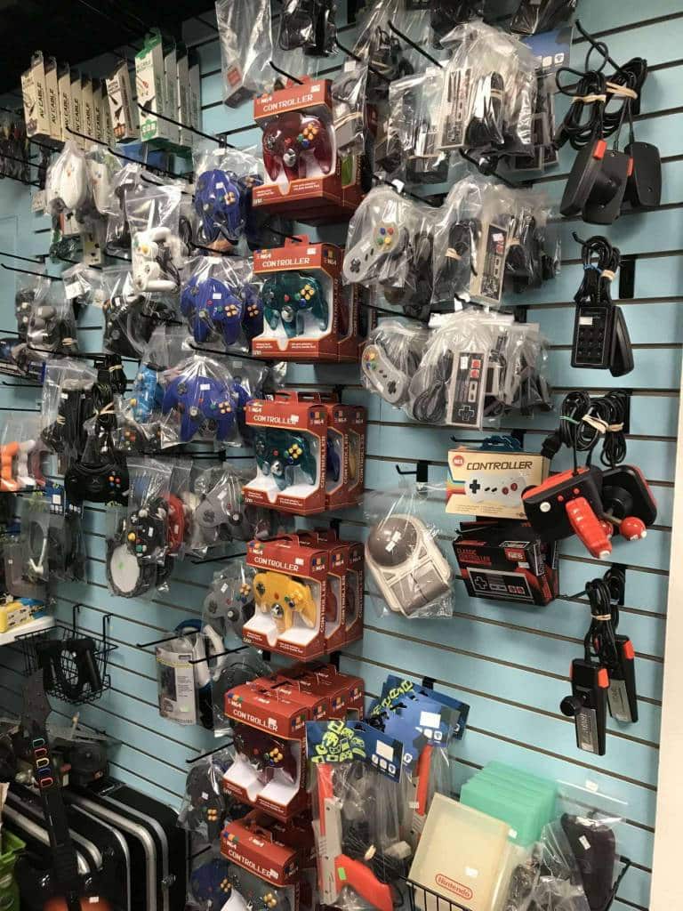 Vintage & Current Collectibles
