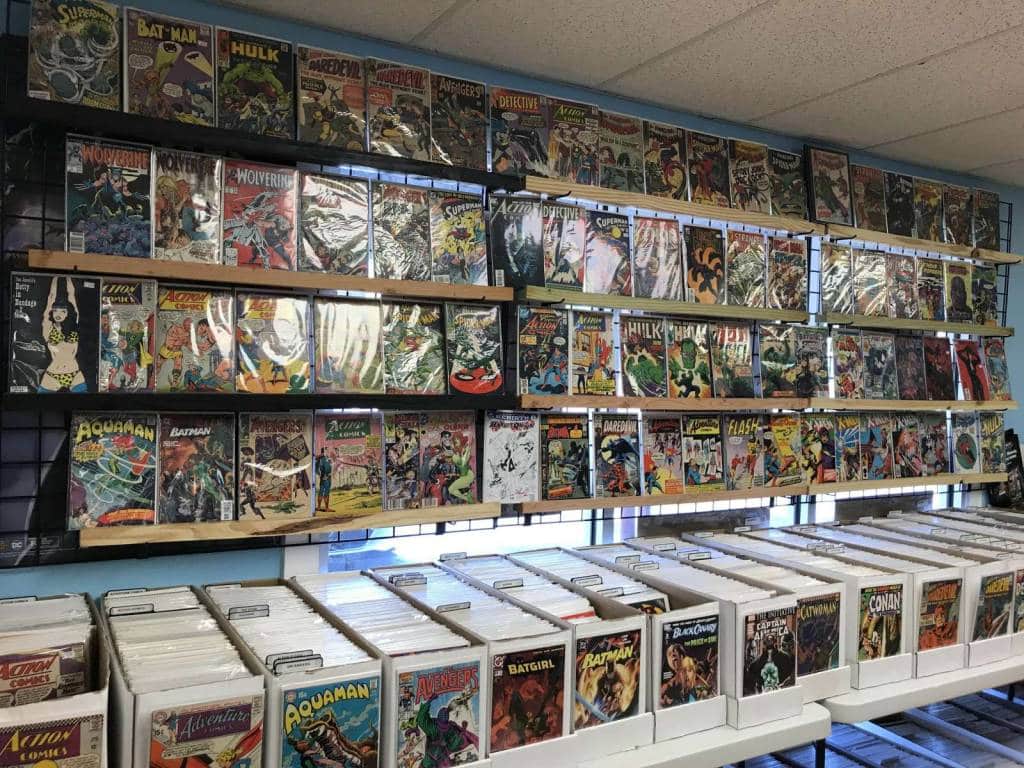 Vintage & Current Collectibles