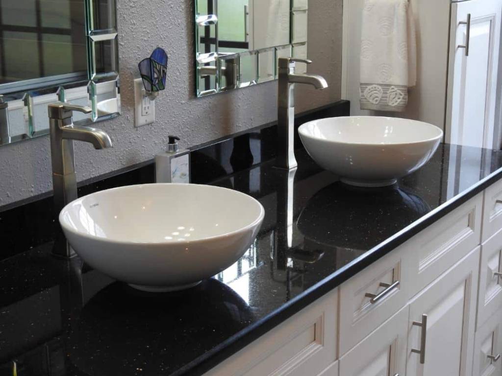 Rivera's Flooring, Kitchens & More