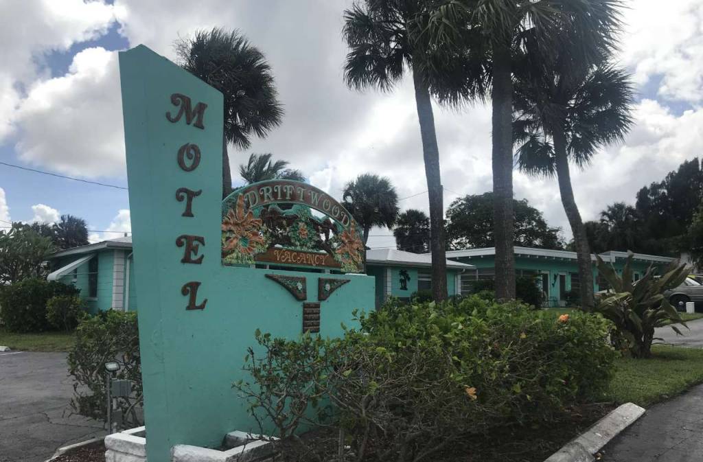 Driftwood Motel Jensen Beach