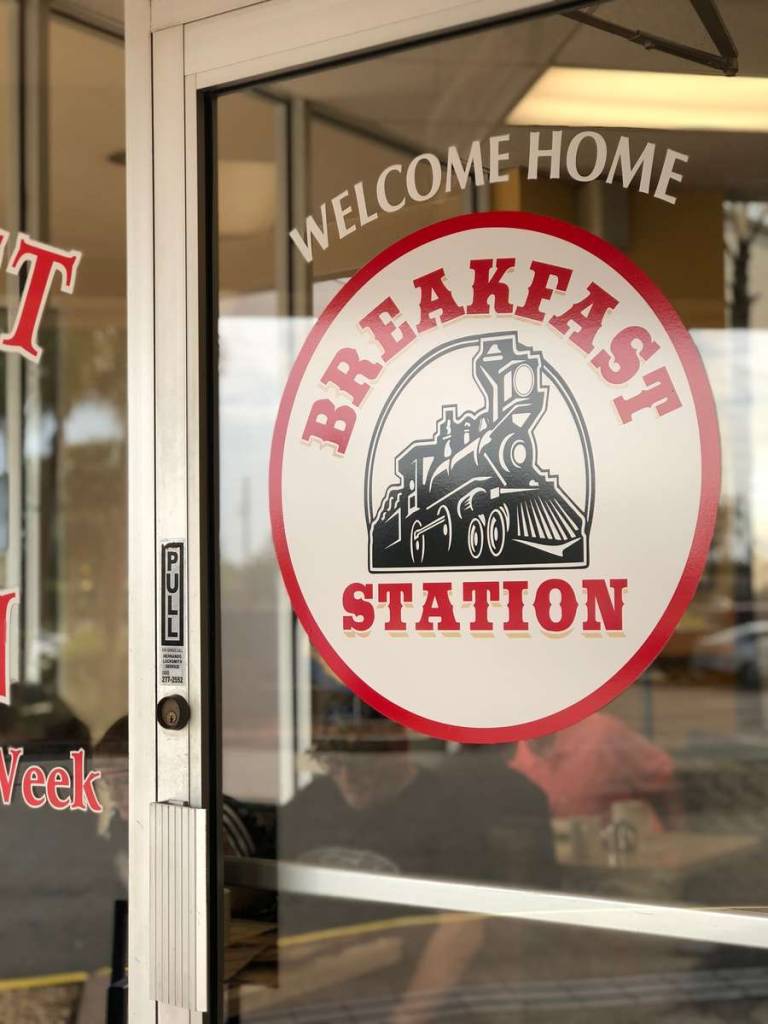 Breakfast Station Crawfordville