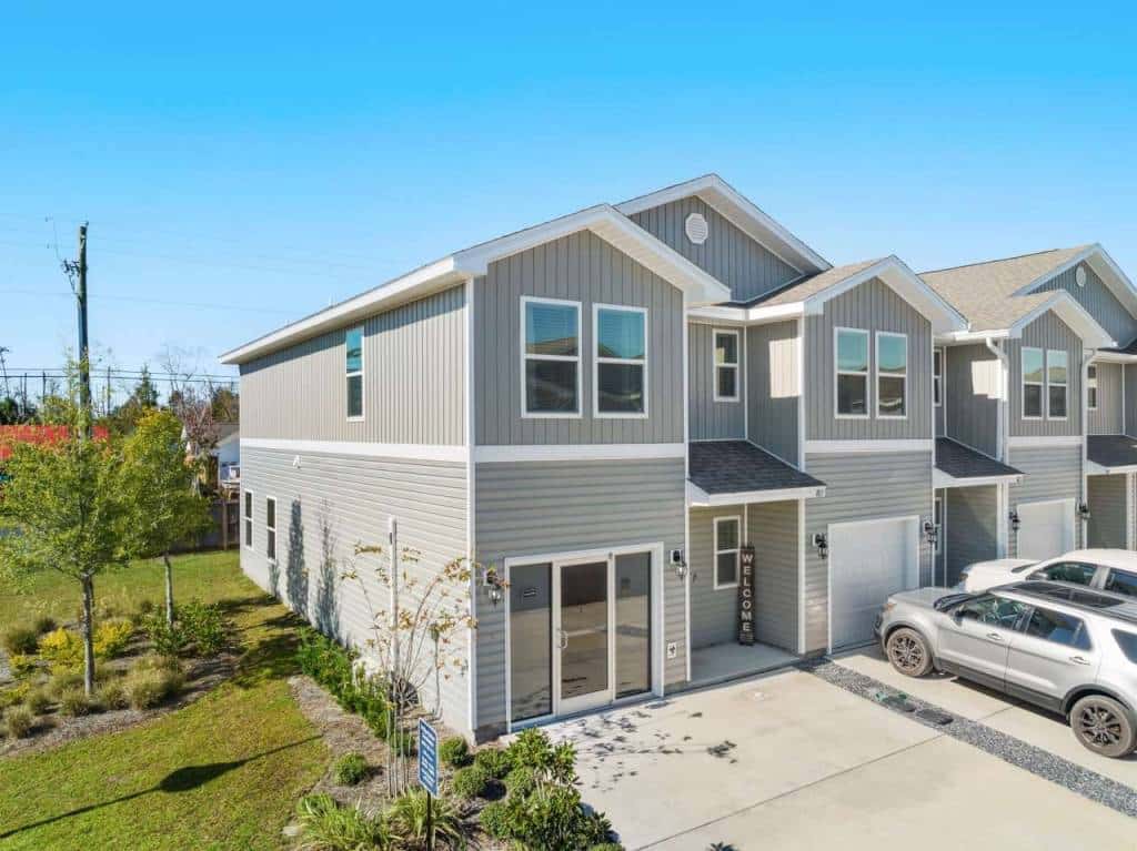 Bridge Harbor Townhomes
